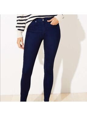 LOFT Dark Blue Skinny Jeans Size 25/0